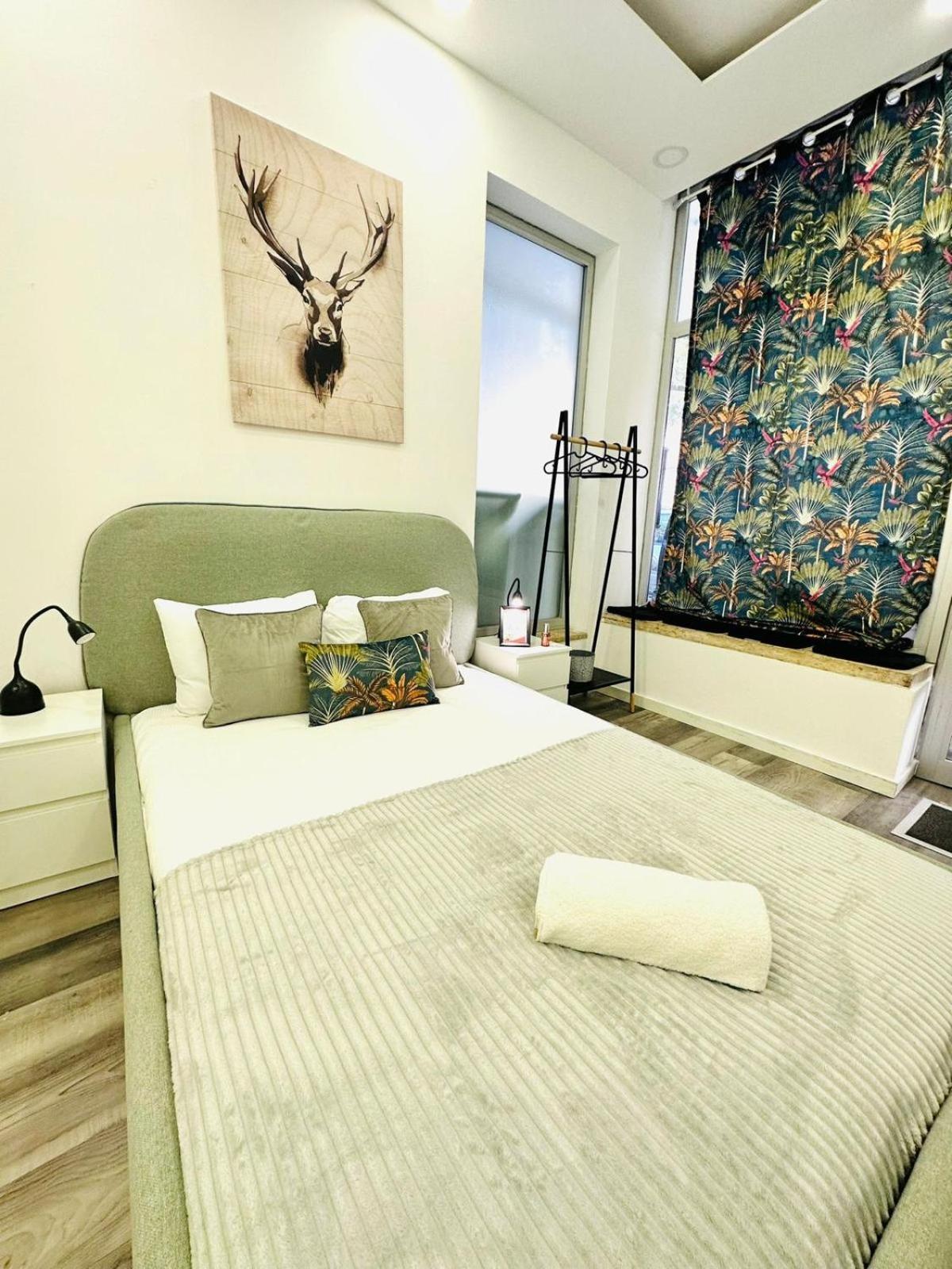 Apartment Studio, Great Location *